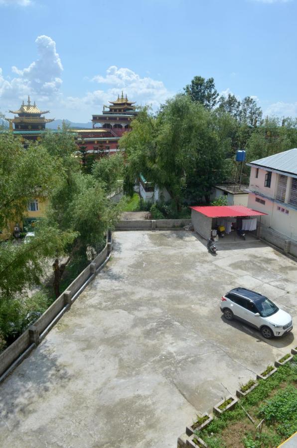 Zhim Zhim Guest House Bīr Exterior foto